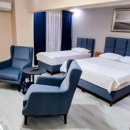 Hotel Lantis *